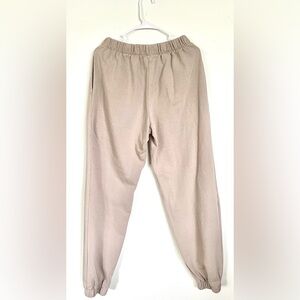 Brandy Melville Rosa Sweatpants, light brown/tanish , S-M
